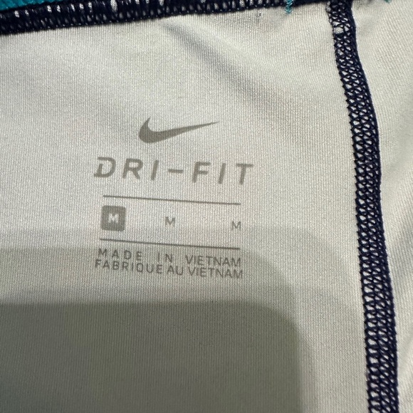 🛍️Nike Dri-Fit multi color shorts Size M - Picture 7 of 7